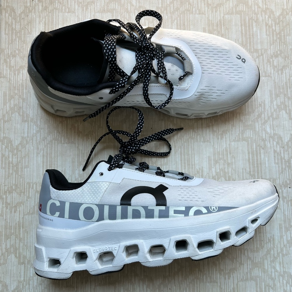 On Cloudmonster Running Shoe